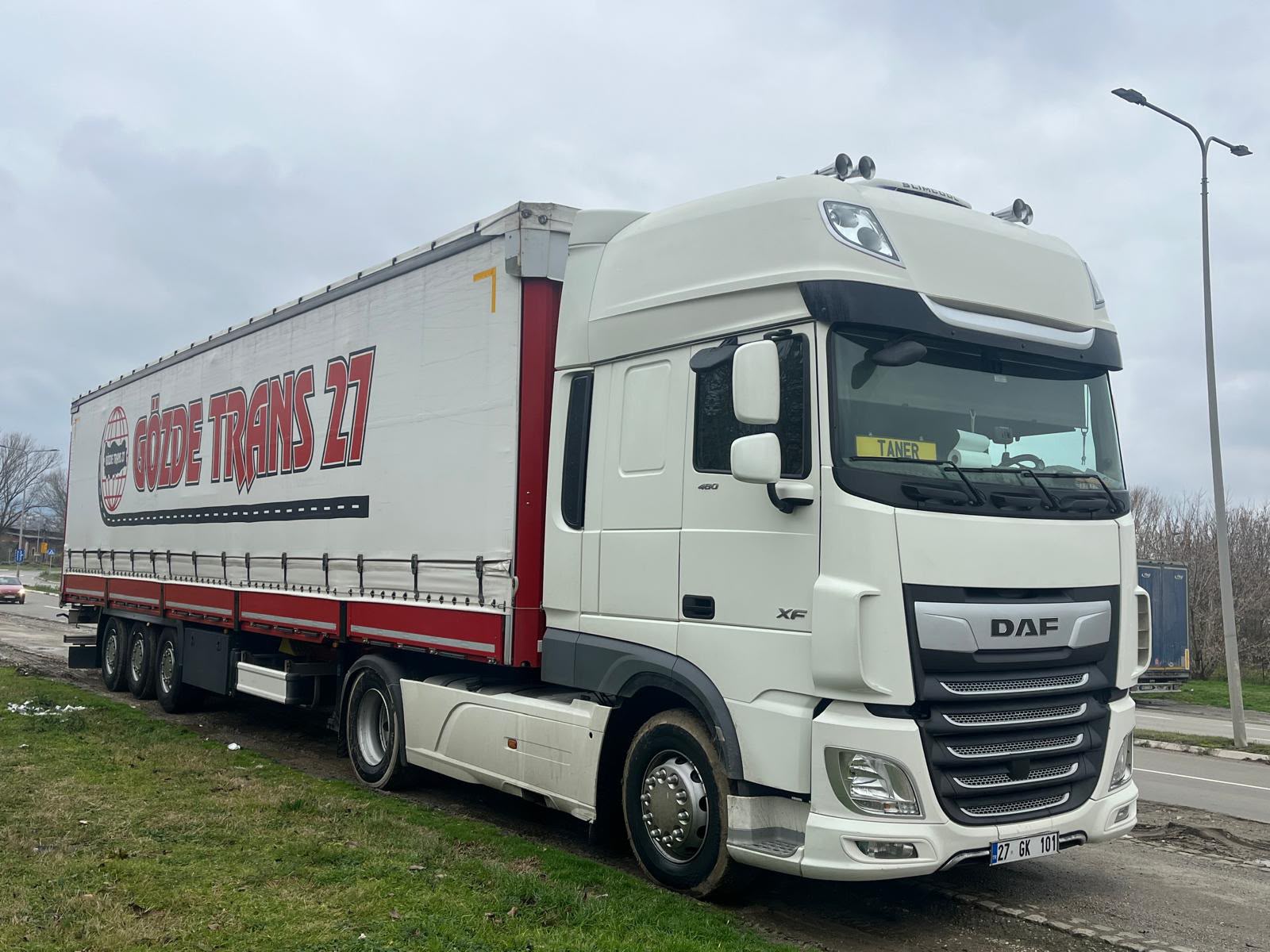 Gözde Trans 27 beyaz DAF çekici